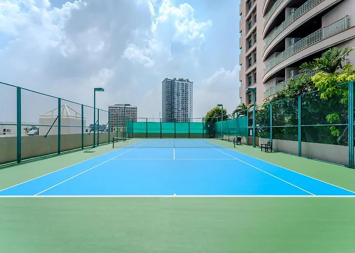 Somerset Park Suanplu Apartment