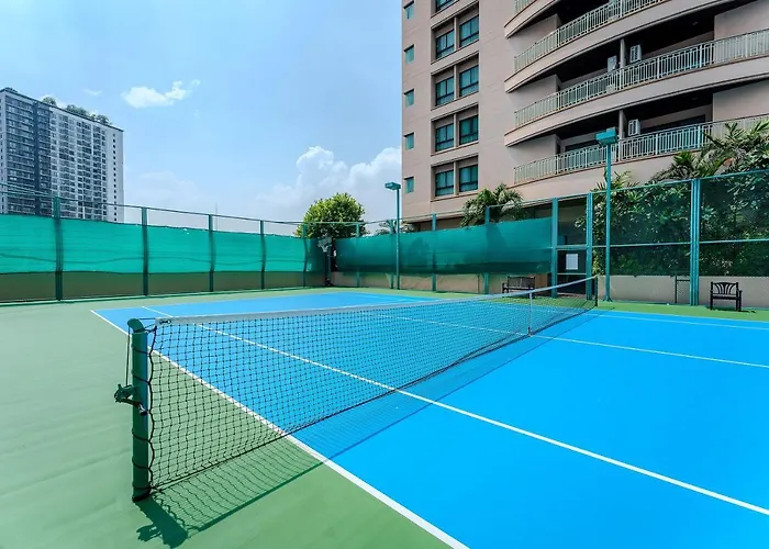 Somerset Park Suanplu Apartment