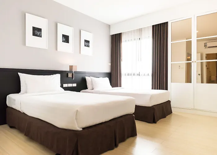 Somerset Park Suanplu Apartment *