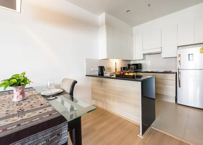 Somerset Park Suanplu Apartment *