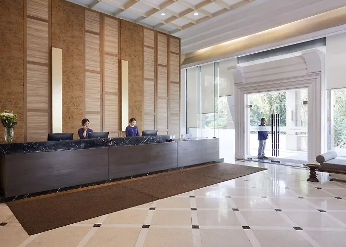 Somerset Park Suanplu Apartment
