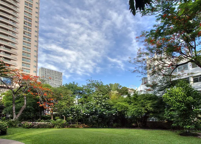 Somerset Park Suanplu Bangkok